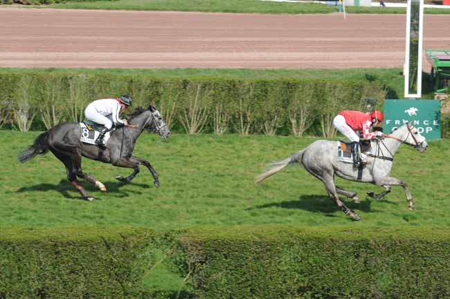 Arrivée quinté pmu PRIX JOHN CUNNINGTON à ENGHIEN