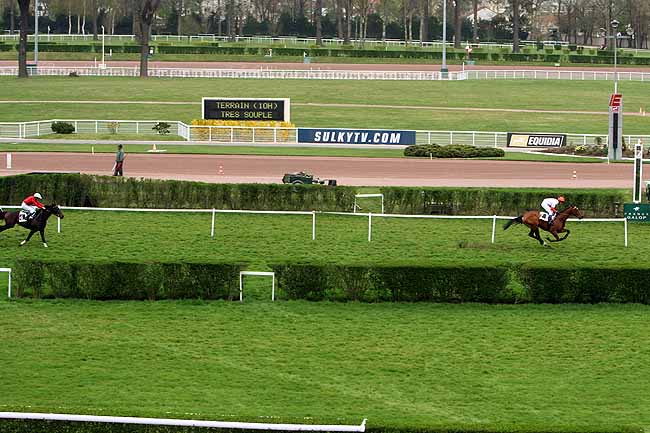 Arrivée quinté pmu PRIX DE L'AMIENOIS à ENGHIEN
