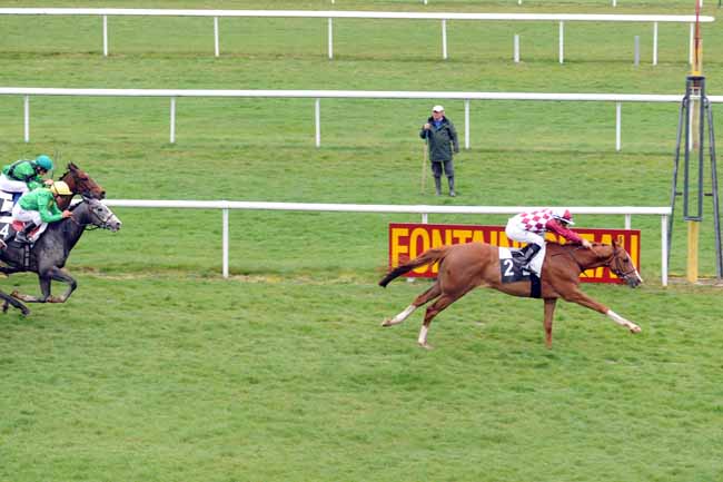 Arrivée quinté pmu PRIX DES TROIS PIGNONS à FONTAINEBLEAU