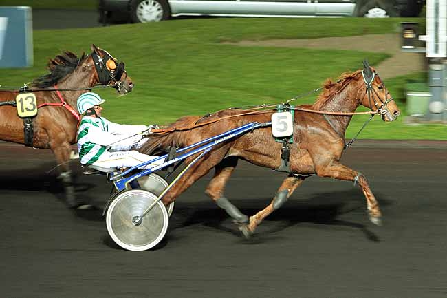 Arrivée quinté pmu PRIX AETHRA à PARIS-VINCENNES