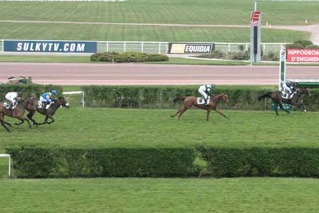 Arrivée quinté pmu PRIX DES CHARENTES à ENGHIEN