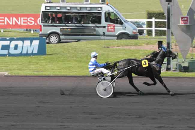 Arrivée quinté pmu PRIX DE LA LORRAINE à PARIS-VINCENNES