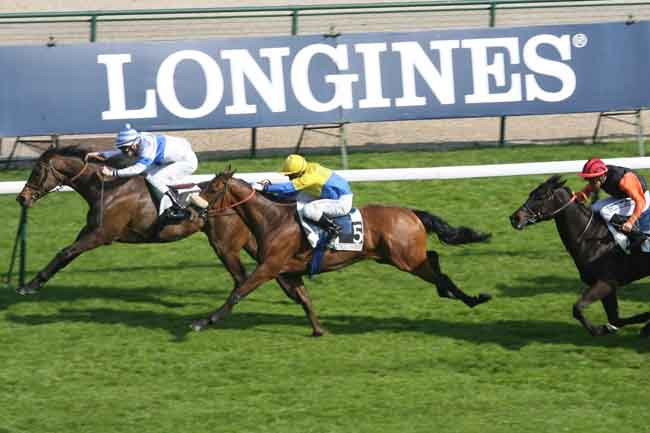 Arrivée quinté pmu PRIX DE COURBEVOIE à LONGCHAMP