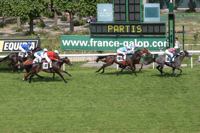 Arrivée quinté pmu PRIX DU MUGUET à SAINT-CLOUD