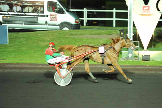 Arrivée quinté pmu PRIX ANTARES à PARIS-VINCENNES