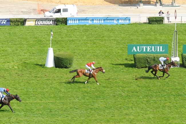 Arrivée quinté pmu PRIX DE PENTHIEVRE à AUTEUIL