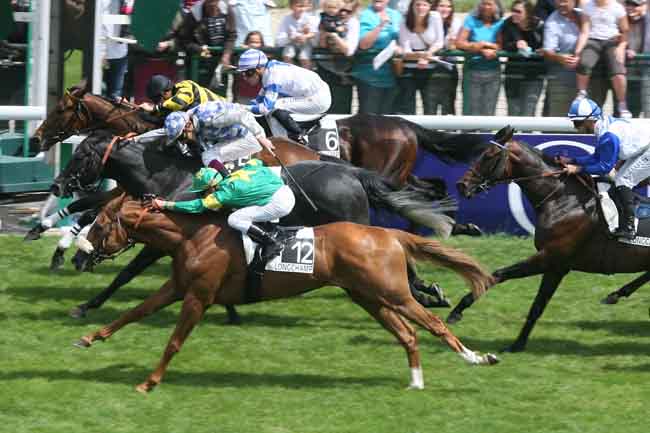 Arrivée quinté pmu PRIX DU PANTHEON (GRAND PRIX DE LA SUISSE ROMANDE) à LONGCHAMP