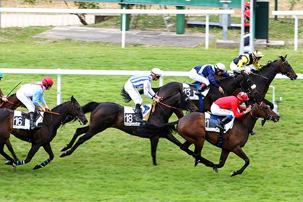 Arrivée quinté pmu PRIX DE LA CHALOSSE à SAINT-CLOUD