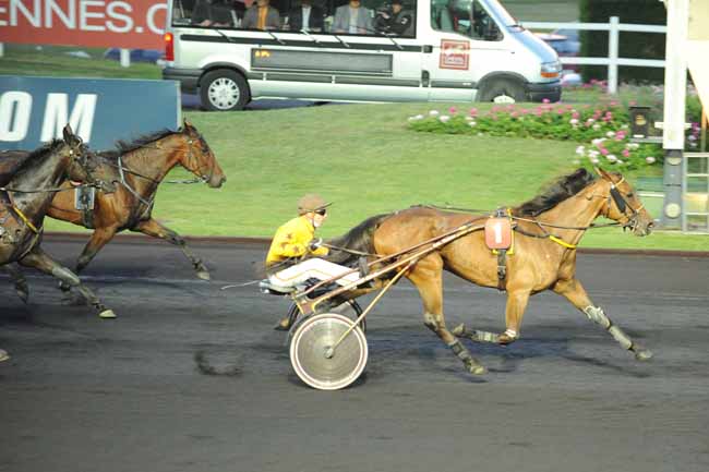 Arrivée quinté pmu PRIX DE CLAIREFONTAINE à PARIS-VINCENNES