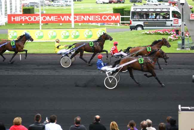 Arrivée quinté pmu PRIX ESPRIT EQUITATION (PRIX DE NESLES) à PARIS-VINCENNES