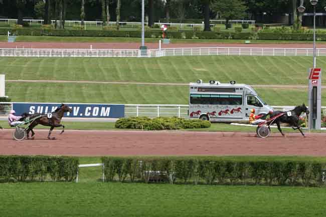 Arrivée quinté pmu PRIX DE LEVET à ENGHIEN