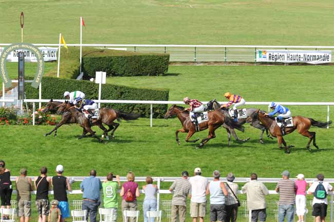 Arrivée quinté pmu PRIX DE LA COTE D'ETRAN à DIEPPE