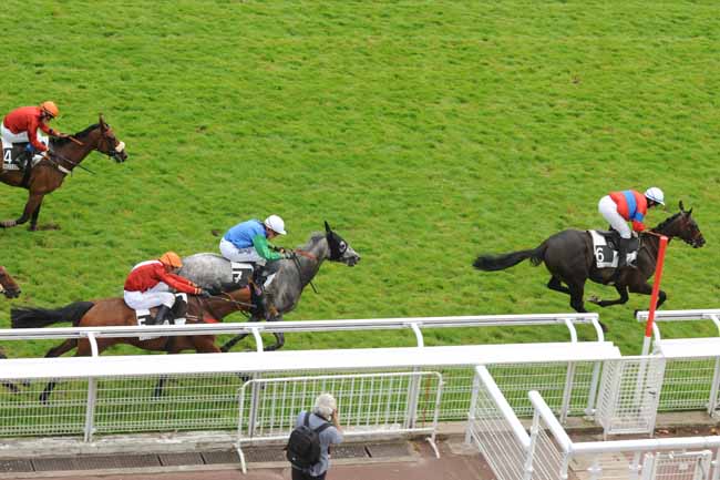 Arrivée quinté pmu PRIX GERALD DE ROCHEFORT à AUTEUIL