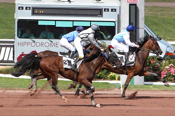 Arrivée quinté pmu PRIX DE LA HAUTE-VIENNE à ENGHIEN