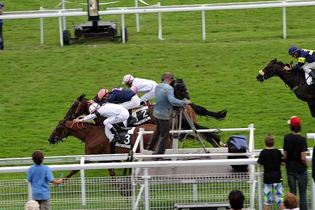 Arrivée quinté pmu PRIX BILTO (PRIX DE LA CLAIRE) à CLAIREFONTAINE