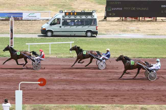 Arrivée quinté pmu PRIX DE VAUMAS à VICHY
