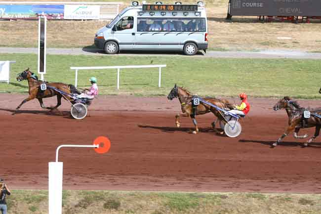 Arrivée quinté pmu PRIX DE LA SOCIETE DU CHEVAL FRANCAIS à VICHY
