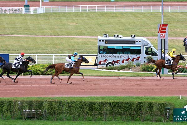 Arrivée quinté pmu PRIX DE LA PLACE SAINT-AUGUSTIN à ENGHIEN