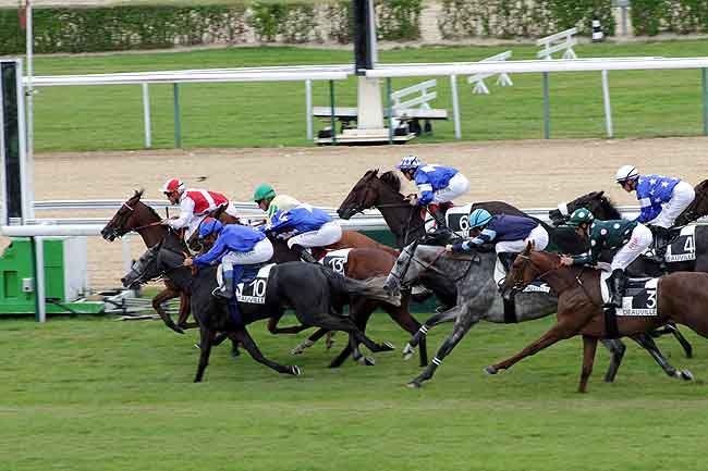 Arrivée quinté pmu PRIX DE LA COUR DU CHASSEUR à DEAUVILLE