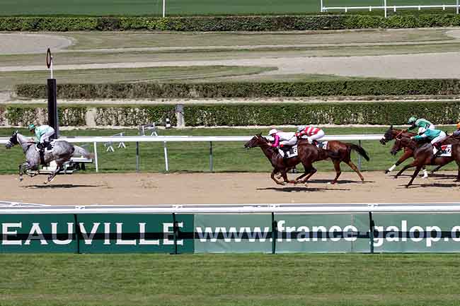 Arrivée quinté pmu PRIX DE GRAIGNES à DEAUVILLE