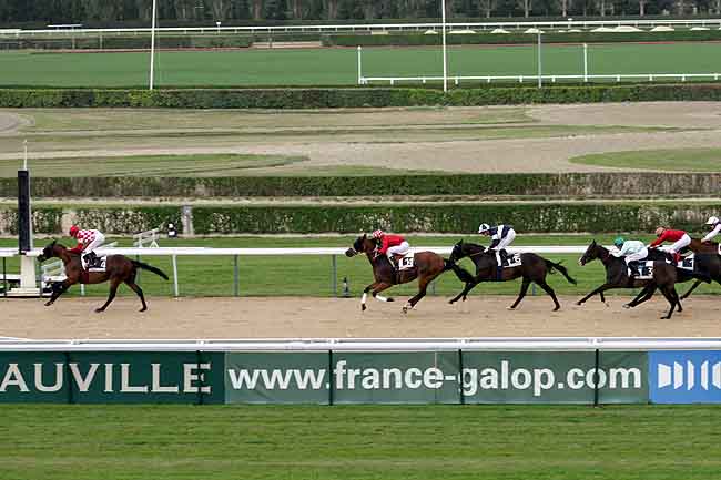 Arrivée quinté pmu PRIX DE VALOGNES à DEAUVILLE