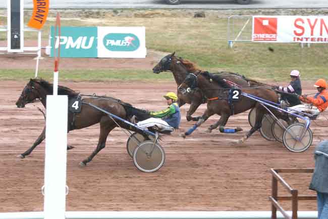 Arrivée quinté pmu GRAND PRIX D'ETE à CHATEAUBRIANT