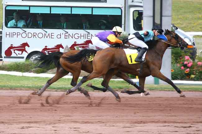 Arrivée quinté pmu PRIX DE LA PLACE DU MAIL à ENGHIEN