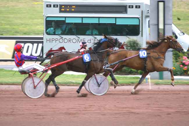 Arrivée quinté pmu PRIX DE LA GARE DE LYON à ENGHIEN