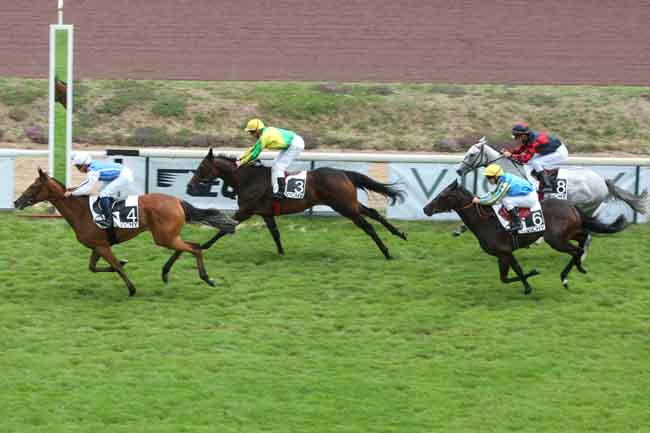 Arrivée quinté pmu PRIX DES VANS THEAULT (PRIX OMBRETTE) à VICHY