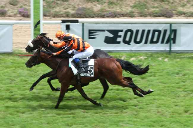 Arrivée quinté pmu PRIX DE CUSSET à VICHY