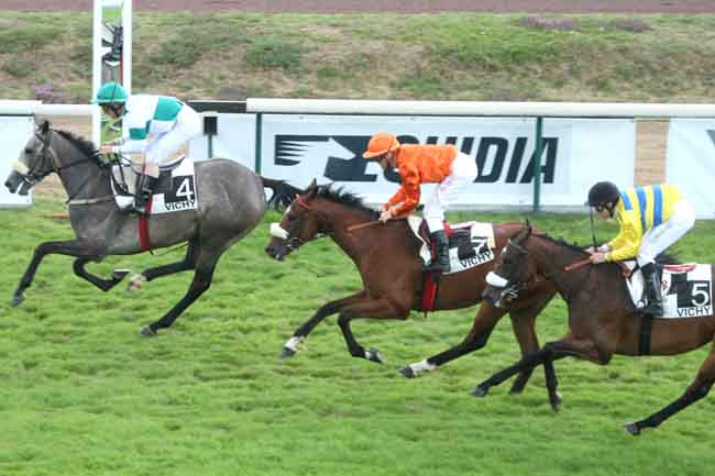 Arrivée quinté pmu PRIX DES MALAVAUX à VICHY