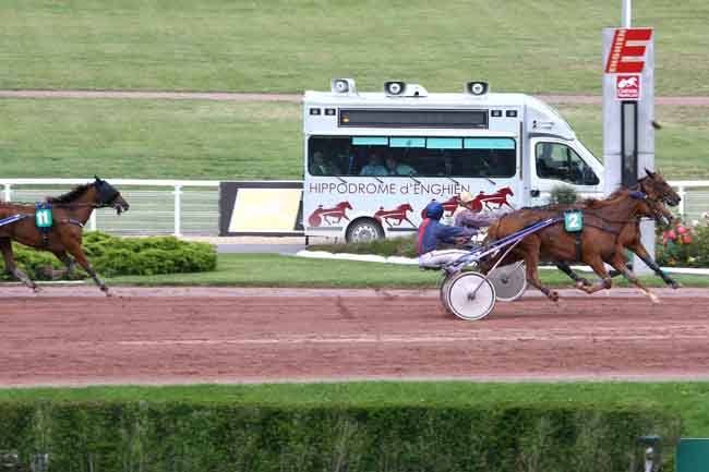 Arrivée quinté pmu PRIX DU FAUBOURG MONTMARTRE à ENGHIEN