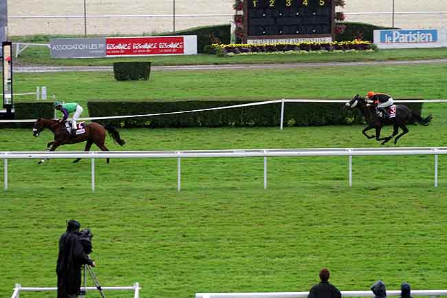 Arrivée quinté pmu PRIX CIDRE PAYS D'AUGE (PRIX DE L'ORBIQUET) à CLAIREFONTAINE