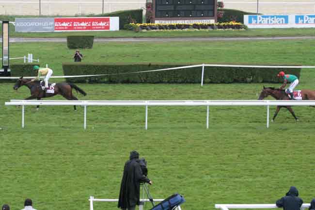 Arrivée quinté pmu PRIX LA GUINGUETTE DE TROUVILLE SUR MER (PRIX DE SAINT JULIEN) à CLAIREFONTAINE