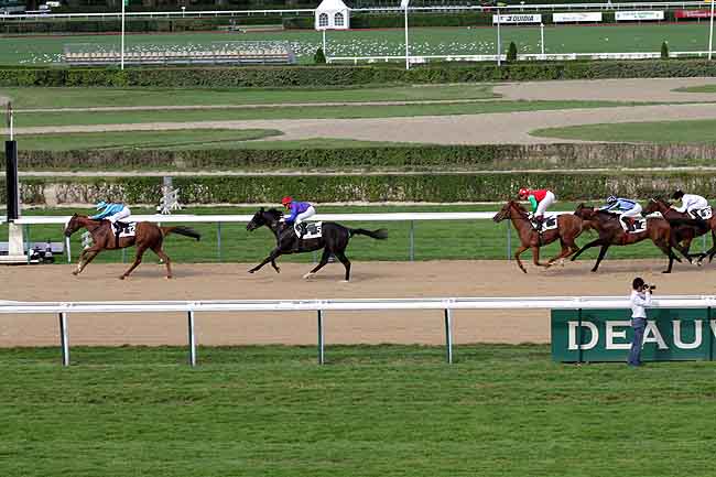 Arrivée quinté pmu PRIX GOLD RIVER (PRIX DU BOURG SAINT-LEONARD) à DEAUVILLE