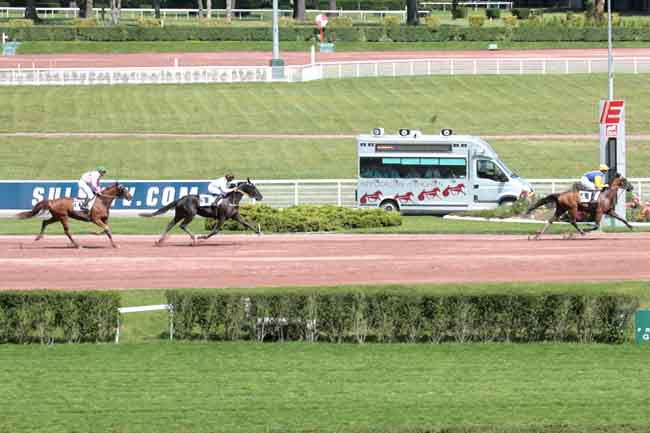 Arrivée quinté pmu PRIX DE LA PORTE DE PLAISANCE à ENGHIEN
