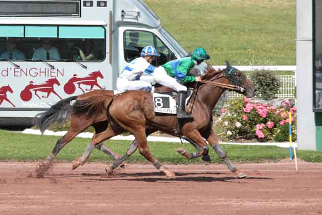 Arrivée quinté pmu PRIX DE MONTEVRAIN à ENGHIEN