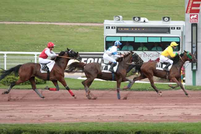 Arrivée quinté pmu PRIX DE LA PORTE CHAUMONT à ENGHIEN