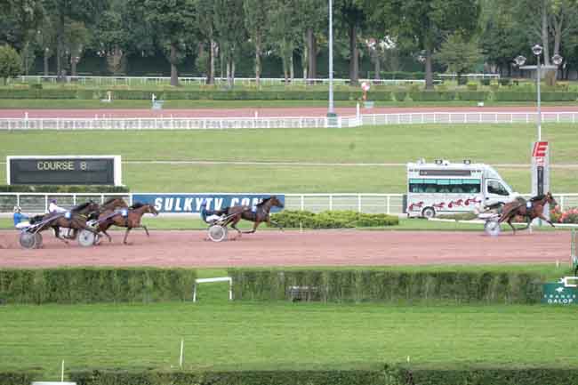 Arrivée quinté pmu PRIX DU PRE SAINT-GERVAIS à ENGHIEN