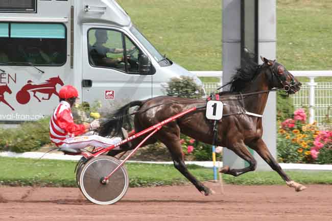 Arrivée quinté pmu PRIX DE VAUVILLERS à ENGHIEN