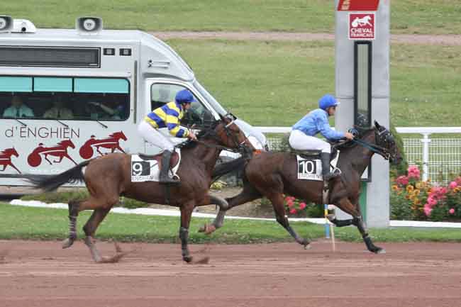 Arrivée quinté pmu PRIX DE LA PORTE D'ORLEANS à ENGHIEN