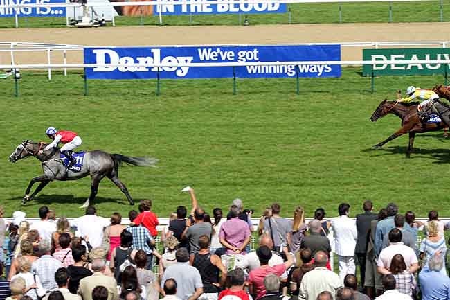 Arrivée quinté pmu DARLEY PRIX KERGORLAY à DEAUVILLE