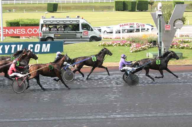 Arrivée quinté pmu PRIX DE SAINT-DIZIER à PARIS-VINCENNES