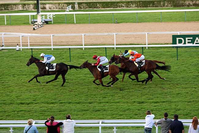 Arrivée quinté pmu PRIX AMIRAUTE BARRIERE à DEAUVILLE