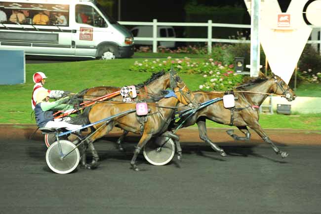 Arrivée quinté pmu PRIX GUERICKE à PARIS-VINCENNES