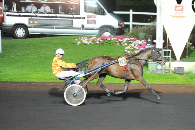 Arrivée quinté pmu PRIX LACADEIRA à PARIS-VINCENNES