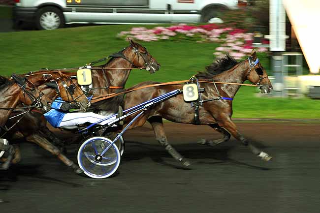 Arrivée quinté pmu GRAND PRIX DE L'U.E.T. à PARIS-VINCENNES