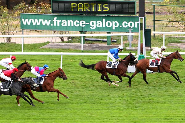 Arrivée quinté pmu PRIX SCARAMOUCHE à SAINT-CLOUD