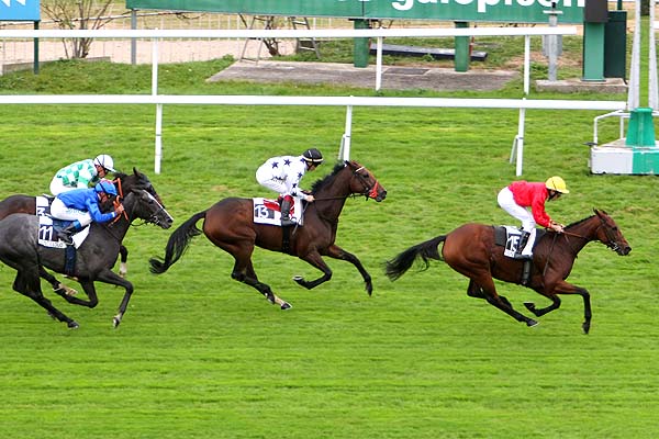 Arrivée quinté pmu PRIX DU VAL D'OR à SAINT-CLOUD