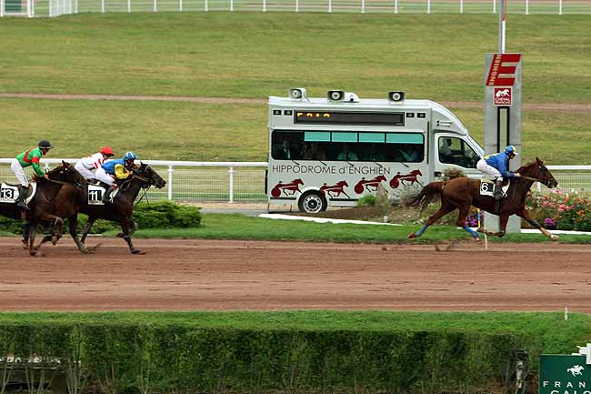 Arrivée quinté pmu PRIX DE PRADELLES à ENGHIEN